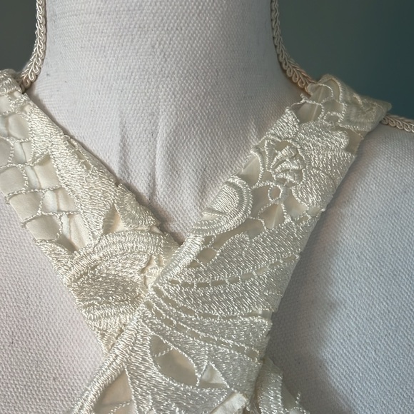 White Lace size 8 Likely women’s Dress - Picture 10 of 11